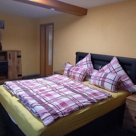 Ferienwohnung Am Wald Catterfeld Bagian luar foto
